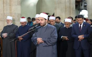 في الليلة الـ 22 من رمضان.. آلاف المصلين يحيون التراويح بالقراءات المتواترة في رحاب الجامع الأزهر