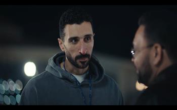 صفحة جديدة في حياة أحمد رزق وجومانا مراد على إيد حسن حفني في مسلسل اللون الأزرق الحلقة 7