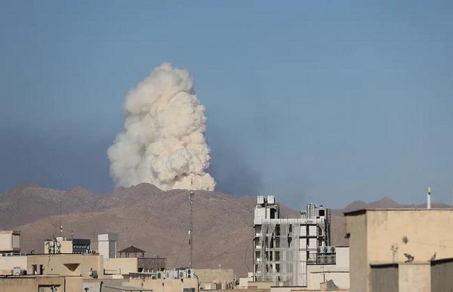 إعلام إيراني: دوي انفجارات في مدينة الأهواز التابعة لمحافظة خوزستان جنوب غربي البلاد 