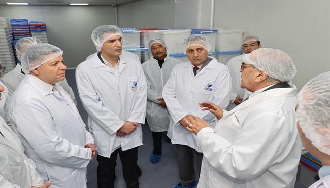 وزير الصناعة يتفقد 5 مصانع دوائية بالعبور لتعزيز الأمن الدوائي وتطوير الإنتاج