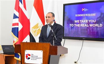 وزير الخارجية يؤكد التزام مصر بالحلول السياسية وخفض التصعيد في الأزمات الإقليمية