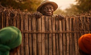 ليهرب من النساء.. رجل يعيش في عزلة منذ 50 عامًا