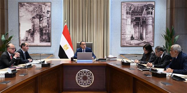 رئيس الوزراء يستعرض خطط "مجموعة طلعت مصطفى" لضخ مزيد من الاستثمارات خلال الفترة القادمة