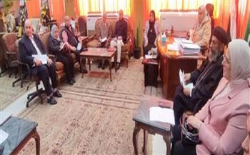 محافظ الشرقية: نهدف إلى تحسين الكفاءات الرقمية لمعلمي "محو الأمية"