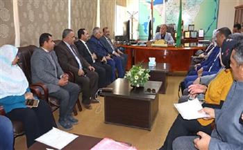 تركيب 11 ألف قطعة موفرة للمياه.. رئيس مياه الفيوم يترأس اجتماع اللجنة التنسيقية لمشروع «صحتهم مستقبلهم»