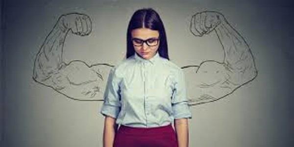 في شهر المرأة.. خطوات ذكية لمواجهة النقد الداخلي واستعادة قوتك