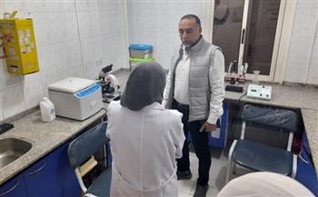 وكيل الصحة بشمال سيناء يتابع ميدانيًا مراكز الرعاية وسط العريش والمساعيد
