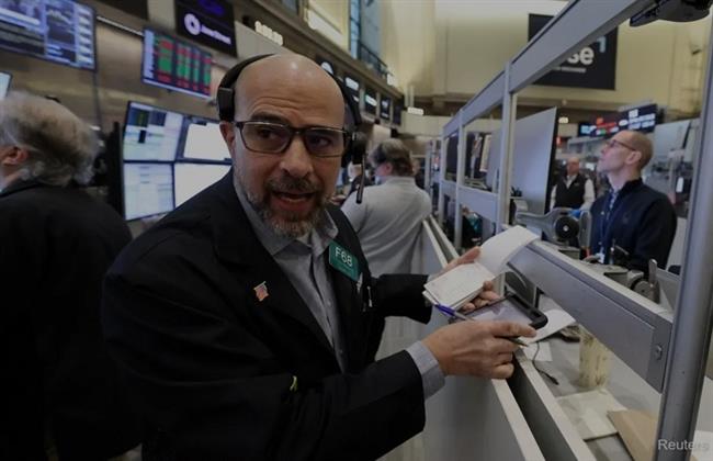 "وول ستريت" تحاول التعافي وسط  "مأزق" البيانات الاقتصادية وتصاعد حرب إيران