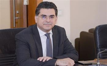 وزير لبناني يناشد المجتمع الدولي دعم بلاده.. وتحييد منشآته والمدنيين من اعتداءات إسرائيل 