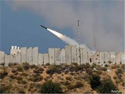 إعلام إسرائيلي: إصابة خطيرة في منطقة النقب إثر إطلاق صواريخ إيرانية