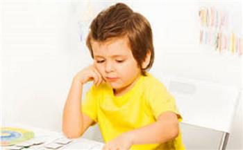 أسباب وراء تجنب طفلك للتواصل البصري.. تعرفي عليها