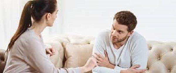 هل شريك حياتك ينتقدك دائماً؟.. إليكِ نصائح للتعامل معه