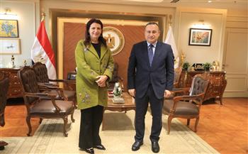 وزير التعليم العالي يبحث مع المدير التنفيذي لهيئة فولبرايت تعزيز التعاون الأكاديمي