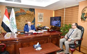 محافظ الفيوم: تعاون مثمر مع البنك الزراعي في دعم مشروعات التنمية الزراعية   