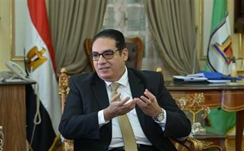 جامعة القاهرة تطلق النشرة الدورية الأولى لبيوت الخبرة المدعومة بالذكاء الاصطناعي لدعم الاقتصاد الوطني