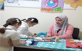 ورشة تصميم كارت تهنئة بعيد الأم ببيت ثقافة أبو قير