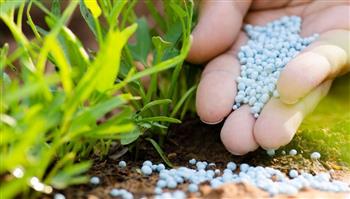 المزارعون الأمريكيون يواجهون أزمة أسمدة مع تصاعد الحرب مع إيران