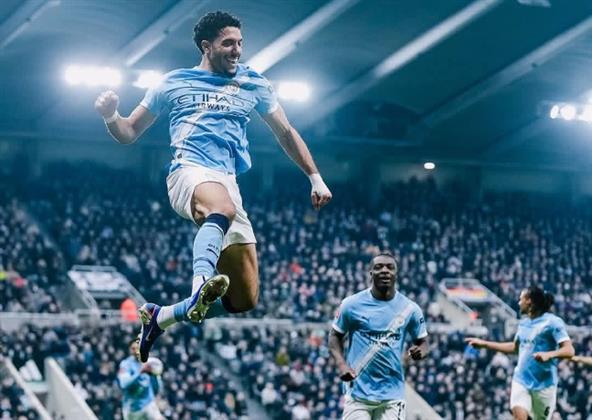 الدوري الإنجليزي.. انطلاق مواجهة مانشستر سيتي أمام وست هام بمشاركة عمر مرموش