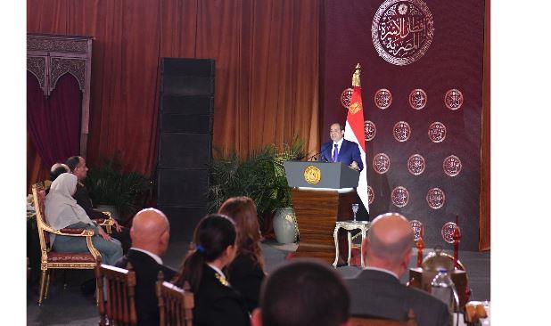 الرئيس السيسي: مصر فقدت 10 مليارات دولار من إيرادات قناة السويس