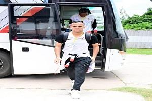 الكونفدرالية الأفريقية.. وصول حافلة الزمالك لملعب مواجهة أوتوهو 