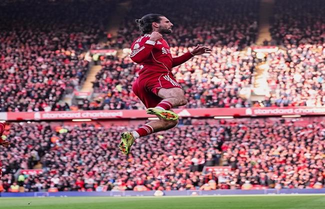 الدوري الإنجليزي.. ليفربول يتقدم على توتنهام بالهدف الأول