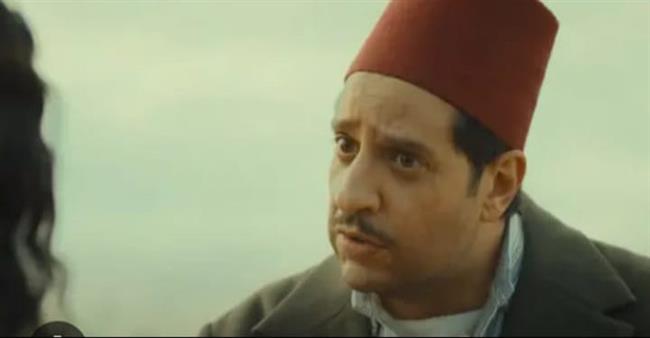 " النص التاني" أحمد أمين ينجو من كشف هويته