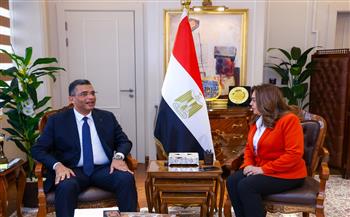 د.منال عوض تبحث مع محافظ البحر الأحمر عددًا من الملفات التنموية والخدمية بالمحافظة