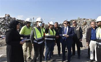 ​محافظ بورسعيد يتفقد انتظام سير العمل بمصنع تدوير القمامة بحي الزهور