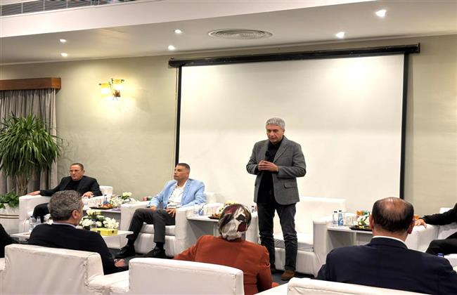 وزير السياحة والآثار ومحافظ جنوب سيناء يعقدان اجتماعا موسعا بمدينة شرم الشيخ مع مستثمري جنوب سيناء