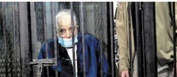 السجل الأسود لمحمود عزت.. من إدارة التنظيم الإرهابي سرًا إلى قفص الاتهام في قضايا العنف والتخابر