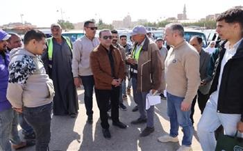 للتأكد من الالتزام بالتعريفة المقررة.. محافظ المنوفية يتفقد موقف السادات بشبين الكوم 