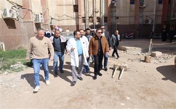  لمتابعة انتظام سير العمل.. محافظ المنوفية يفاجئ مستشفى الشهداء المركزى 