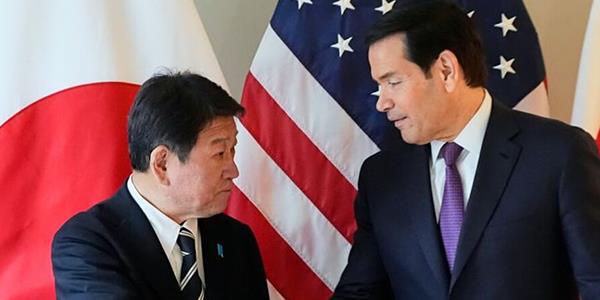 روبيو وموتيجي يجريان اتصالًا عقب دعوة ترامب لتشكيل تحالف دولي لإعادة فتح مضيق هرمز