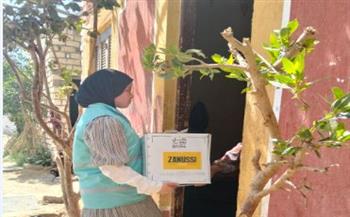 صناع الخير توزع كراتين المواد الغذائية ووجبات الإفطار على الأسر الأولى بالرعاية