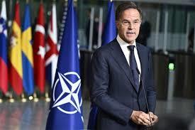 الأمين العام للناتو يزور بريطانيا ويجري مباحثات مع رئيس الوزراء والرئيس الاوكرانى