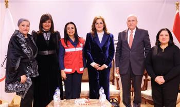 رئيسة القومي للطفولة تشهد ندوة وتكريم الهلال الأحمر المصري لأبطال مسلسل "صحاب الأرض"