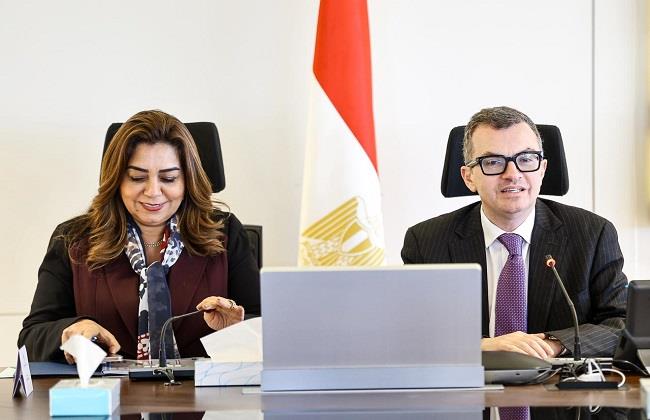 وزير التخطيط يبحث مع وزيرة التنمية المحلية ملامح الخطة الاستثمارية للعام المالي 