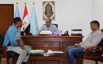 رئيس مدينة الغردقة يستمع لمطالب عدد 11 مواطن في اللقاء الدوري ويوجه بتلبيتها