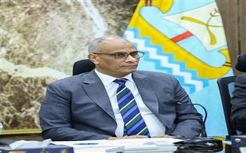 محافظ كفرالشيخ يعلن توقف حركة الملاحة والصيد بميناء البرلس وسواحل المحافظة الشمالية