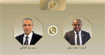 وزير الخارجية يتلقى اتصالاً من وزير خارجية جزر القمر لبحث تطورات الأوضاع بالشرق الأوسط