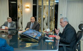 وزير الدولة للإنتاج الحربي يوجه بترشيد الاستهلاك بشركات الإنتاج الحربي دون التأثير على الإنتاجية