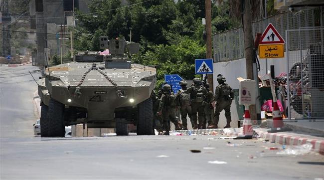 تصعيد إسرائيلي واسع بالضفة الغربية.. اعتقالات بالخليل واعتداءات للمستوطنين في طوباس وبيت لحم