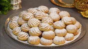 لمرضى الروماتيزم.. نصائح قبل تناول حلوى العيد