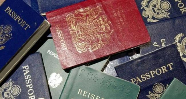 دراسة تحذر: جواز السفر يحمل بكتريا أكثر من الأحذية