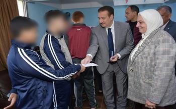 محافظ بورسعيد يزور دار “أطفال قد الحياة” لرعاية الأطفال بلا مأوى  