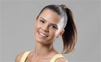 في العيد.. لو شعرك طويل يمكنك عمل ذيل حصان اعرفي الخطوات