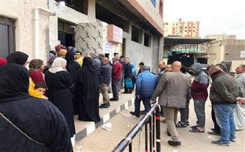 محافظ الدقهلية يتفقد مخبز المحافظة لمتابعة جودة الخبز والالتزام بالأوزان وانتظام الصرف 