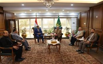 محافظ القليوبية يستقبل وفد نقابة الأطباء للتهنئة بعيد الفطر ومناقشة تطوير المنظومة الصحية