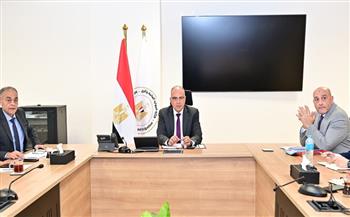 وزير الري يتابع موقف استلام مصلحة الميكانيكا والكهرباء لمحطات الرفع بمحطة الدلتا الجديدة