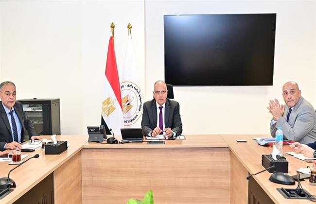 وزير الري يتابع موقف استلام مصلحة الميكانيكا والكهرباء لمحطات الرفع بمحطة الدلتا الجديدة